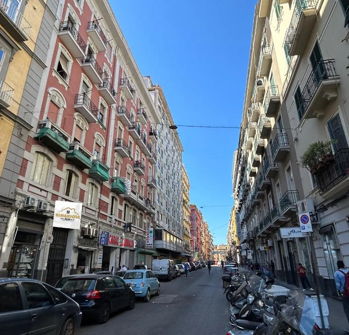 Binario 14 Piazza Garibaldi Bed & Breakfast Naples Italy