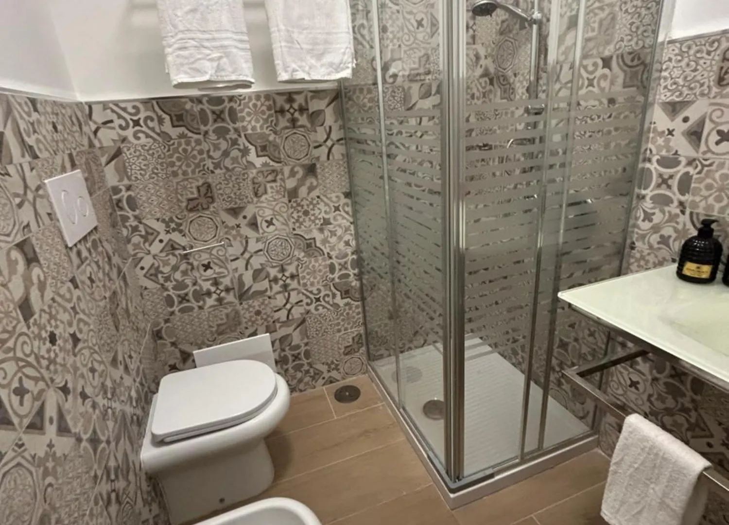 Binario 14 Piazza Garibaldi Bed & Breakfast Naples