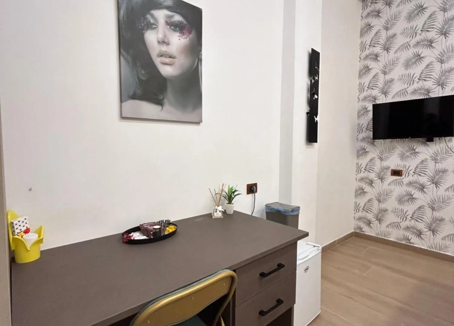 Binario 14 Piazza Garibaldi Bed & Breakfast Naples